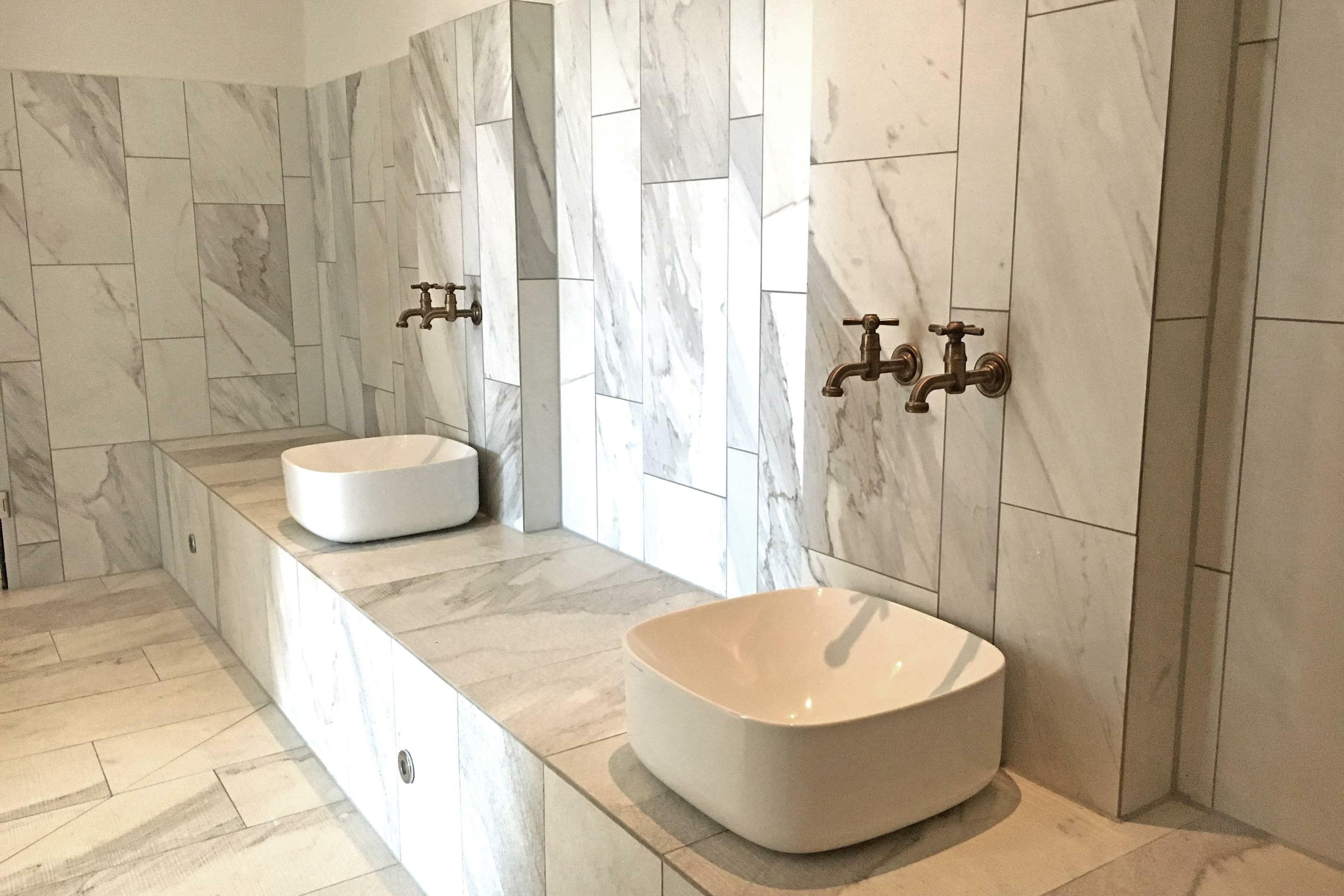 Hamam-Armatur-becken-fire-ice-sauna-16.28